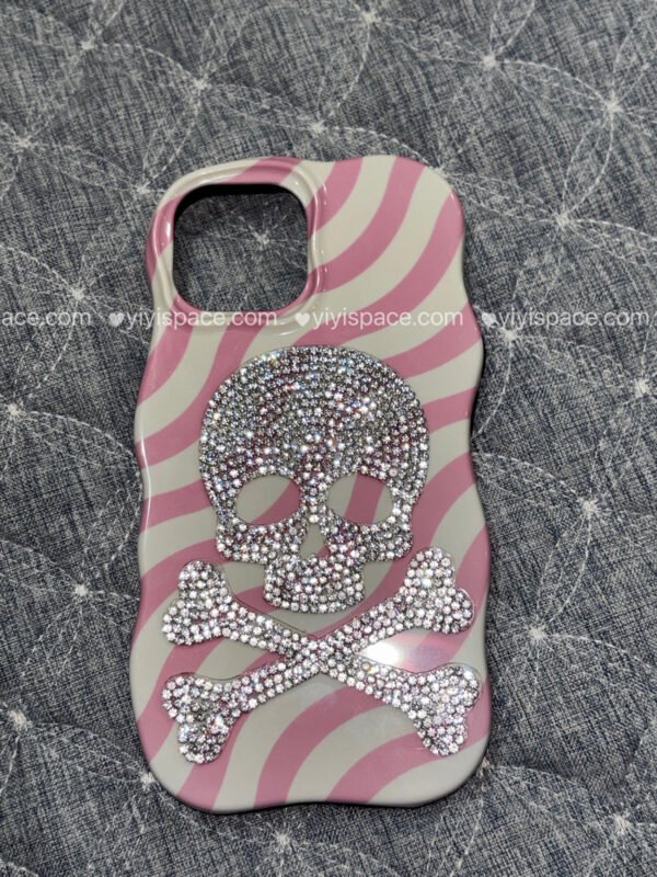 Handmade skull flash drill phone case(Can be customized)